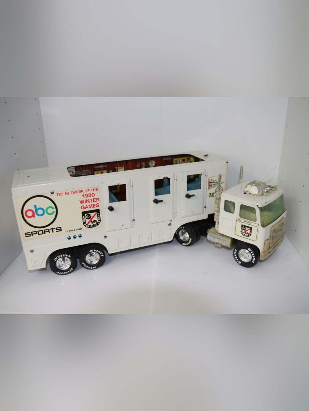 Nylint 1980 abc Sports Die Cast Toy Truck